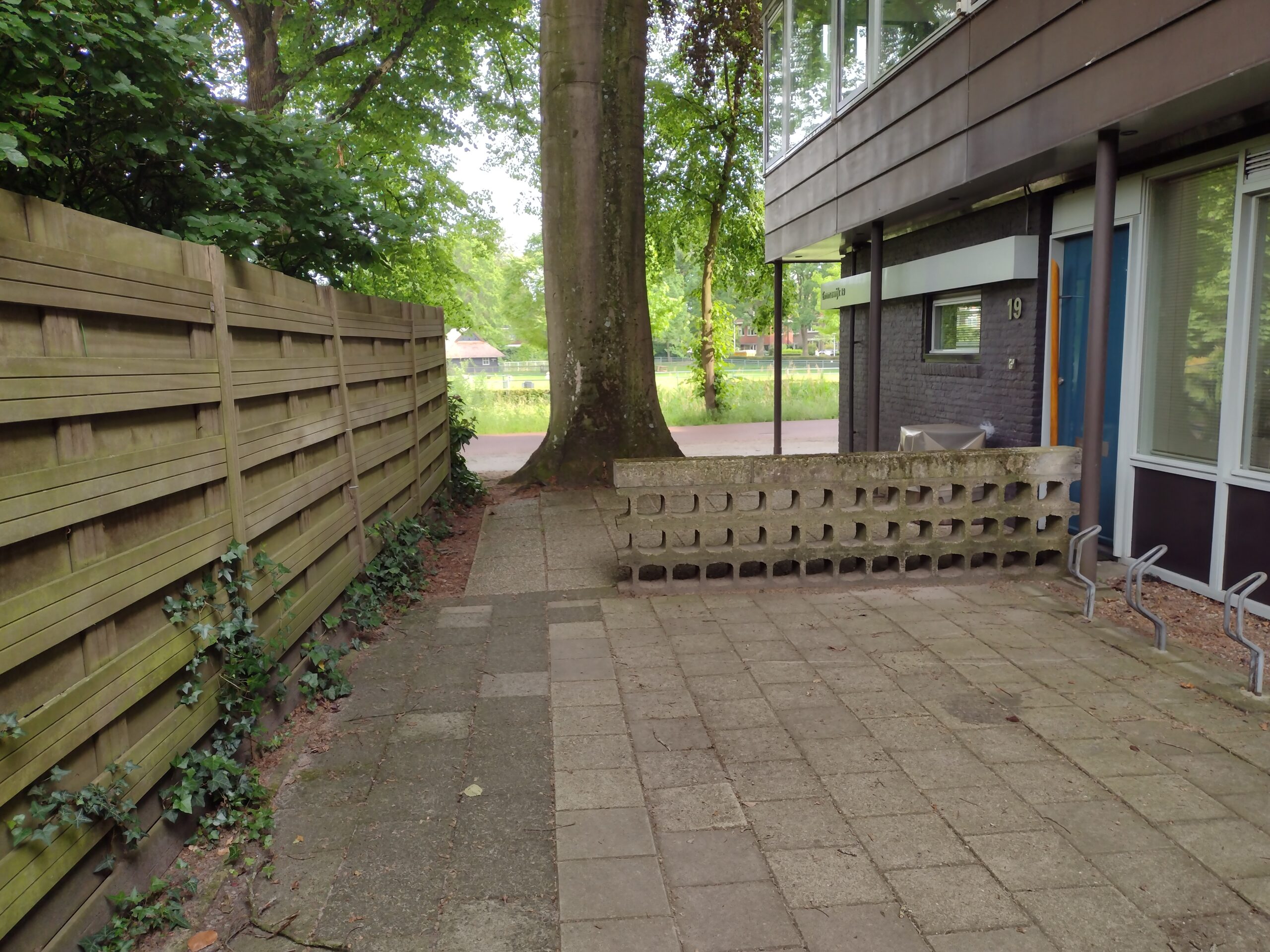 Voor.